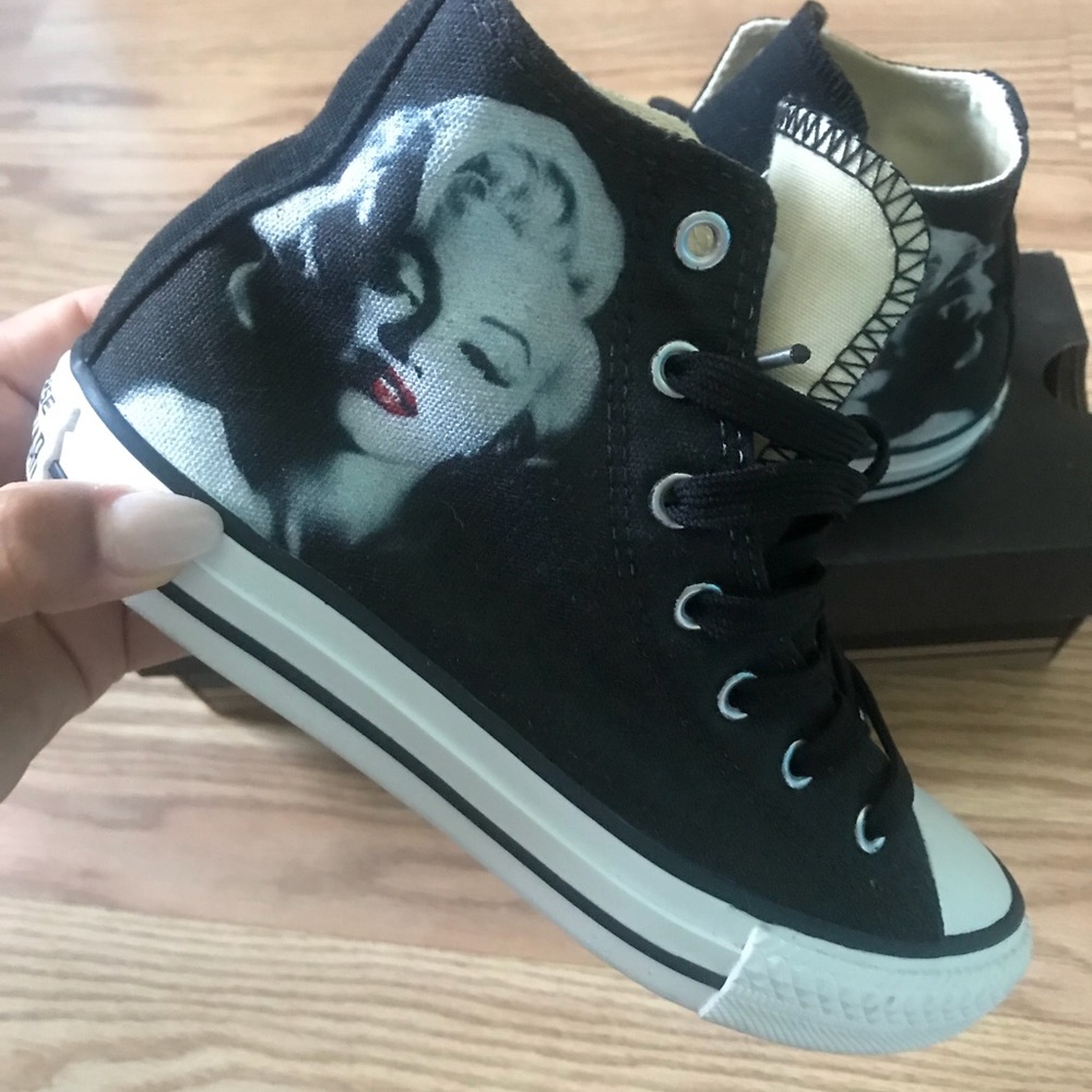 Custom Made Allstar Converse